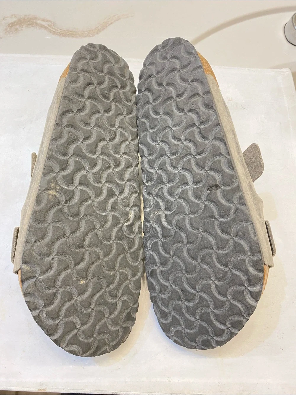 Birkenstock Arizona Sandals Size 42, Women Size 11, Men’s Size 9 great condition